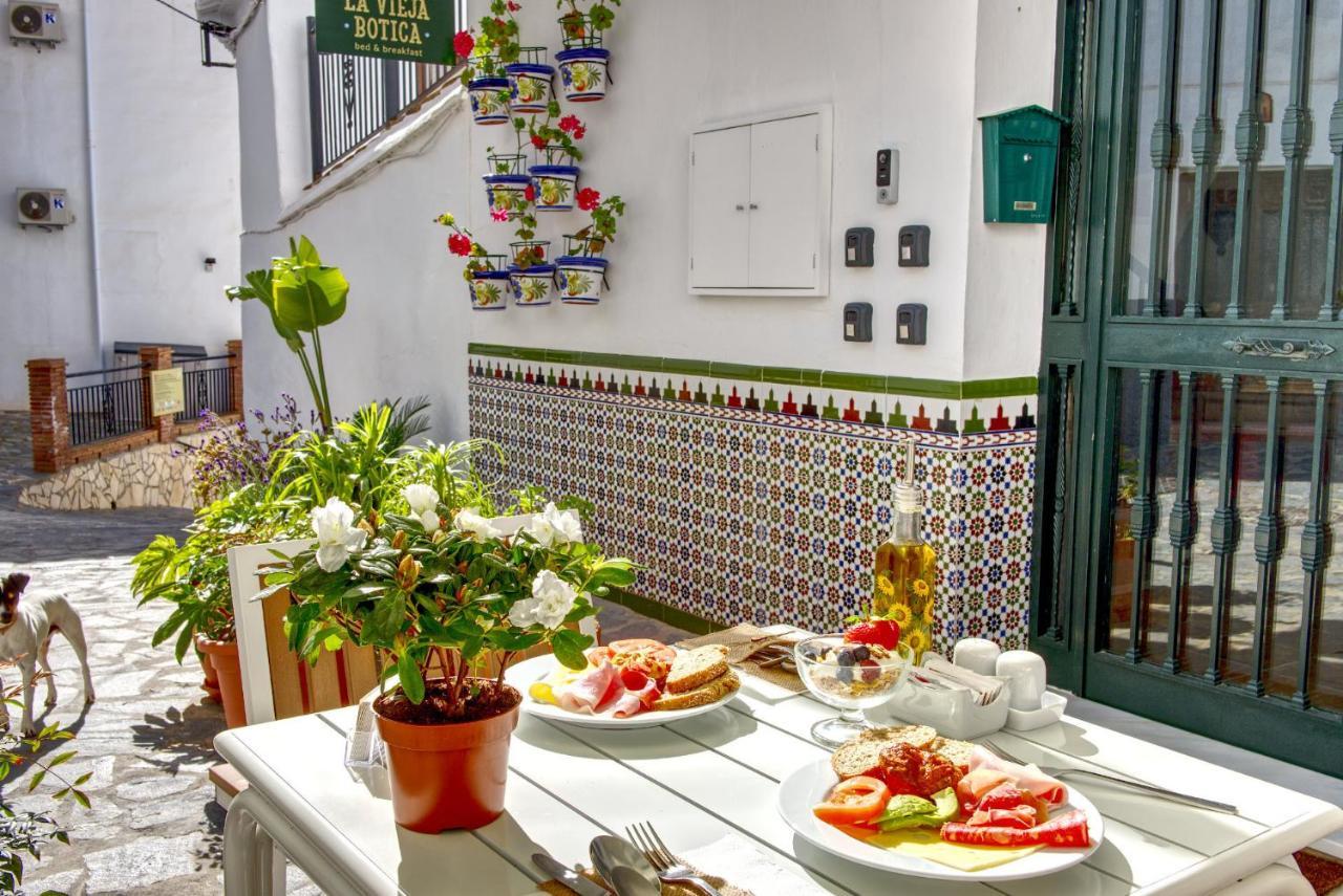 Canillas de AceitunoLa Vieja Botica住宿加早餐旅馆 外观 照片